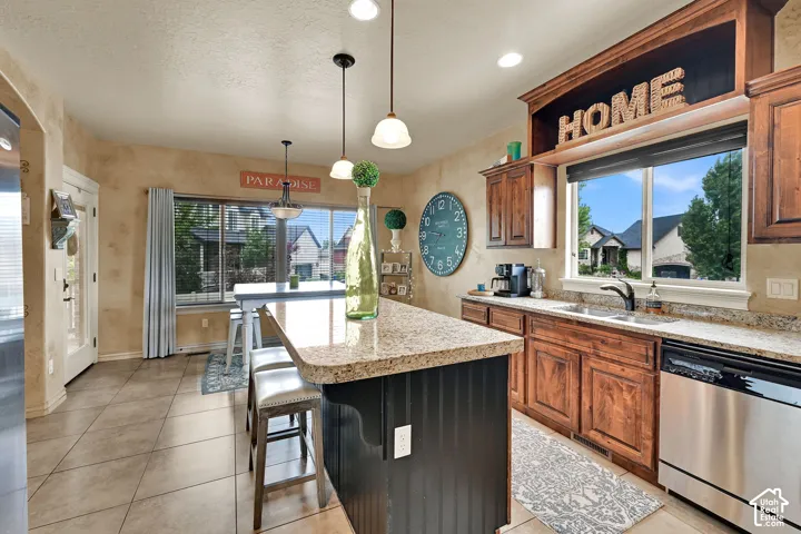 1234 S Shotley Bridge Dr, Syracuse, Utah 84075