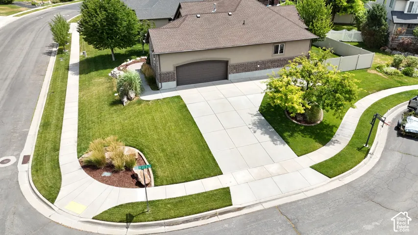 1234 S Shotley Bridge Dr, Syracuse, Utah 84075