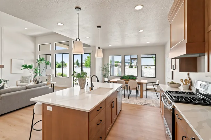 3266 W 850 N #115, Layton, Utah 84041