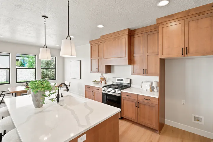 3266 W 850 N #115, Layton, Utah 84041