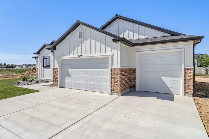 3266 W 850 N #115, Layton, Utah 84041