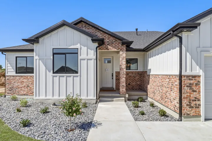 3266 W 850 N #115, Layton, Utah 84041