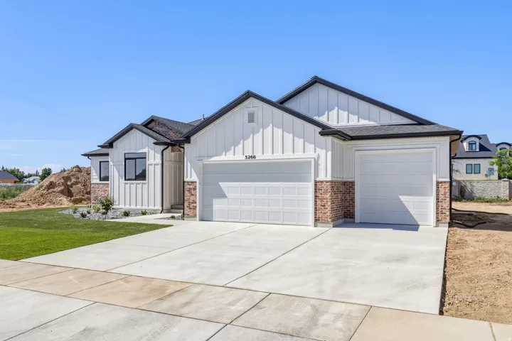3266 W 850 N #115, Layton, Utah 84041