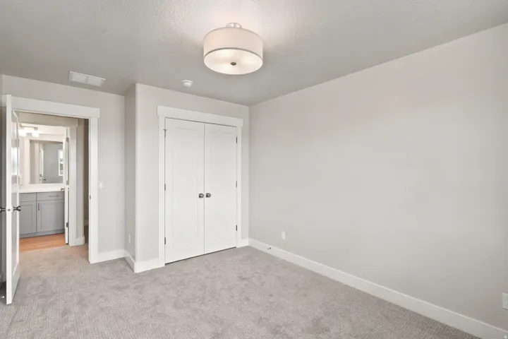 3246 W 850 N #114, Layton, Utah 84041