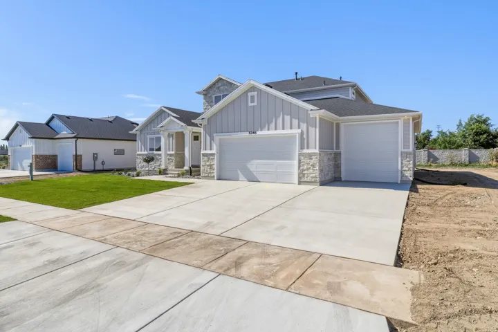3246 W 850 N #114, Layton, Utah 84041