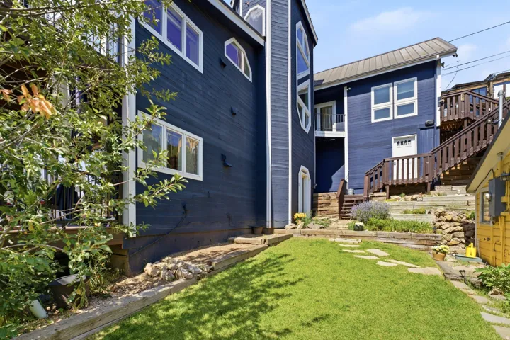 Stairs to lower unit