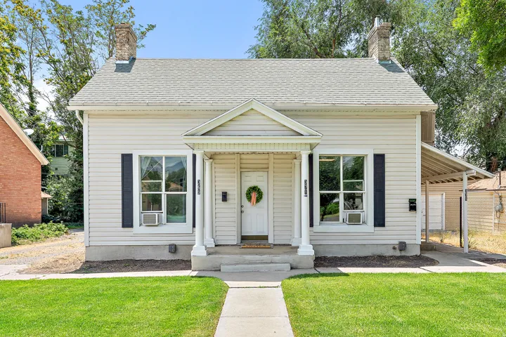 Duplex. Side by Side.