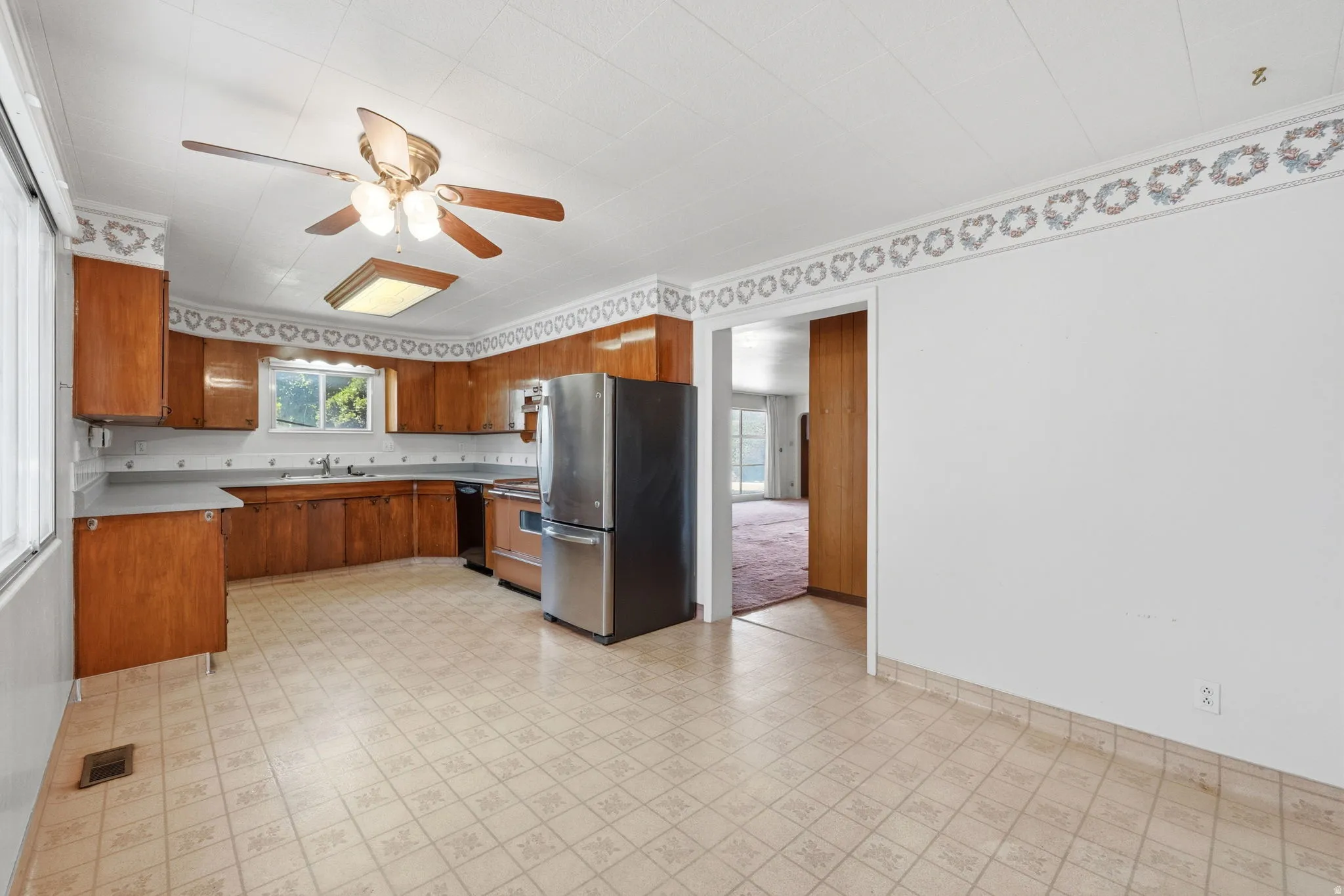 Kitchen/Dining