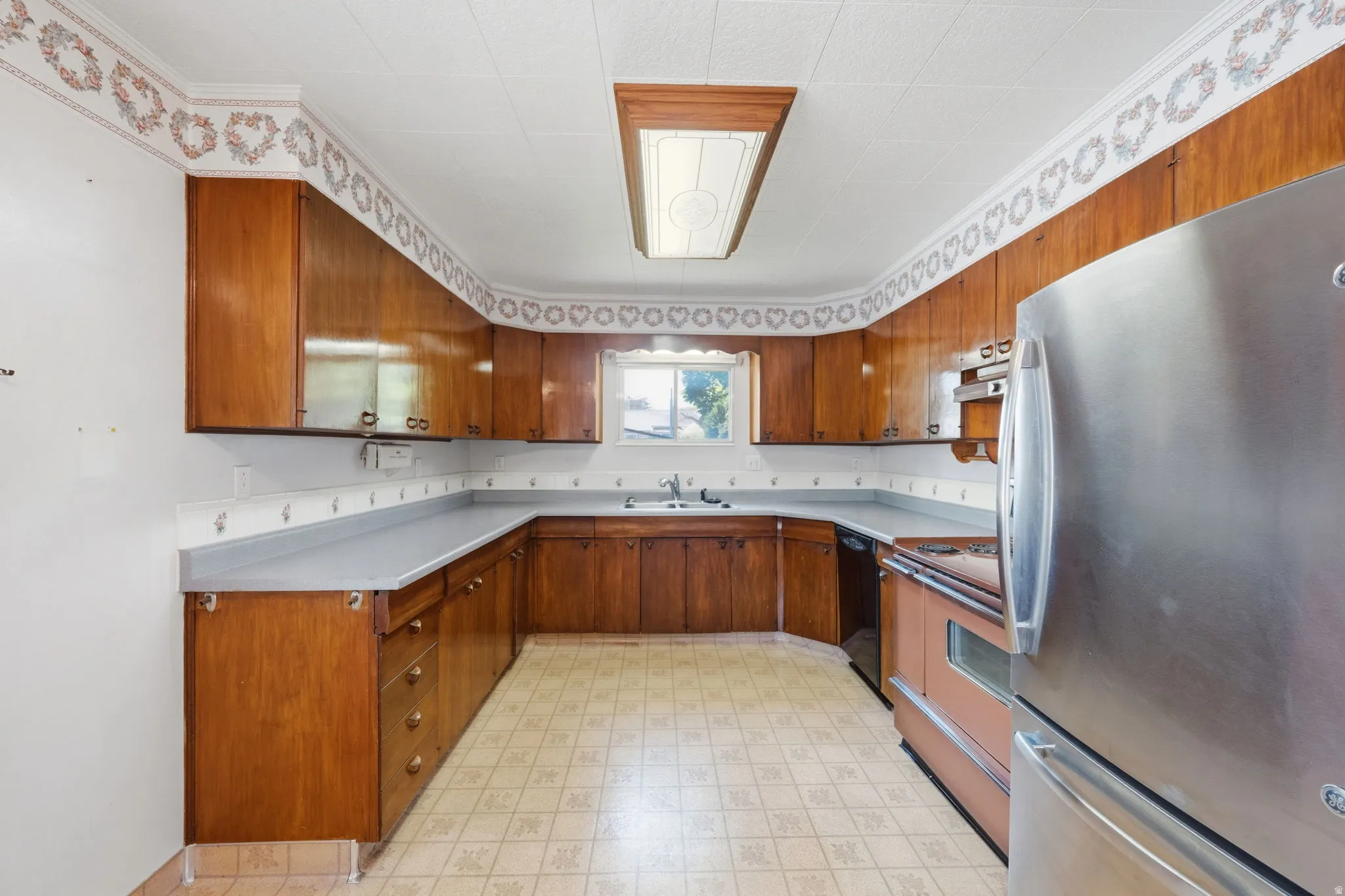 Kitchen 2nd View
