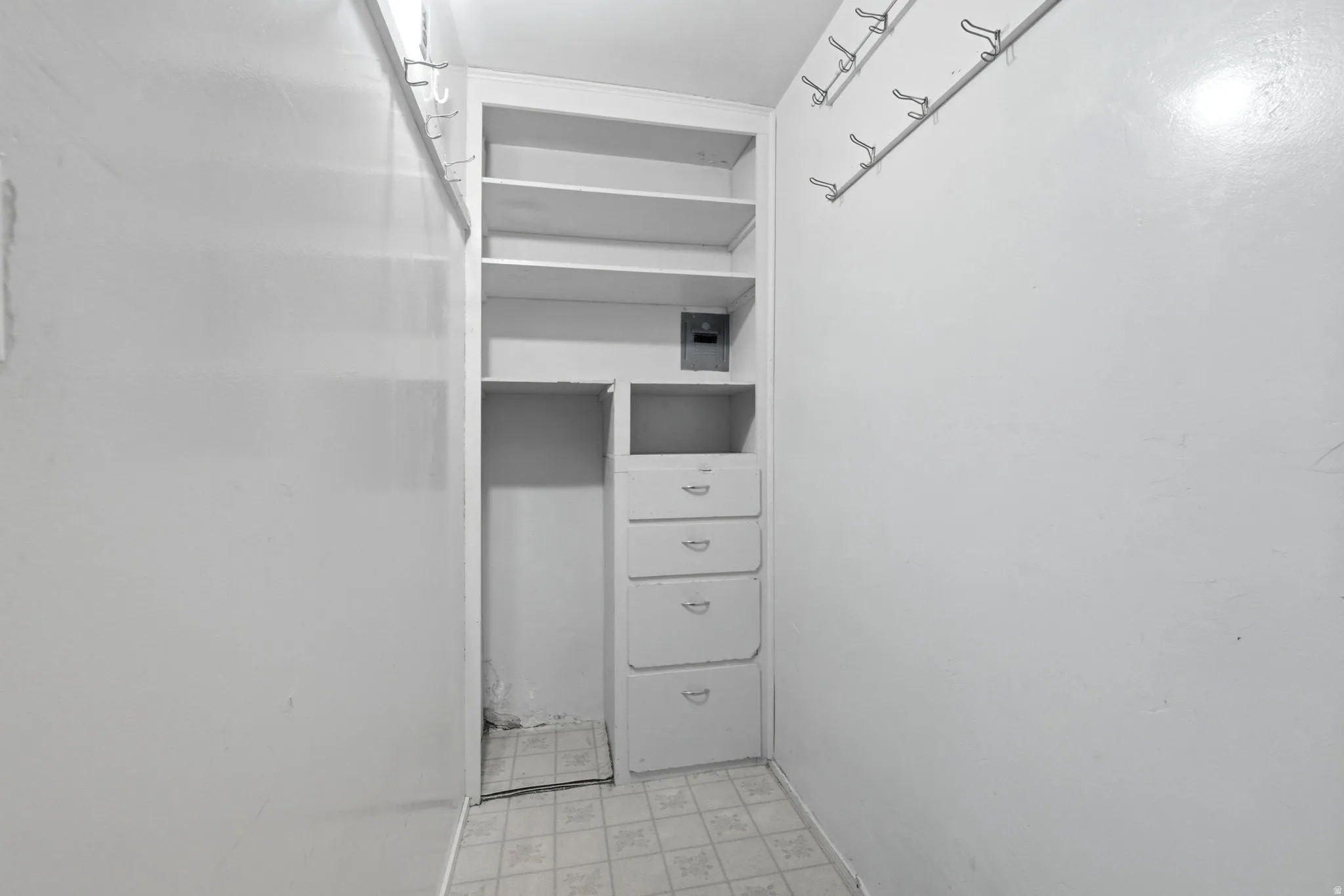 Pantry/Broom Closet