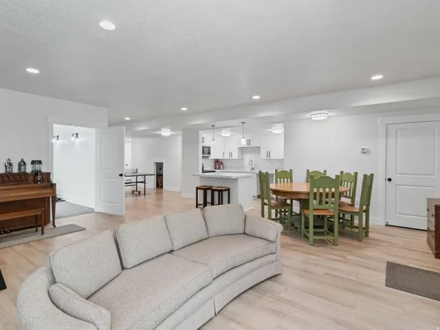 588 E 3800 N, North Ogden, Utah 84414