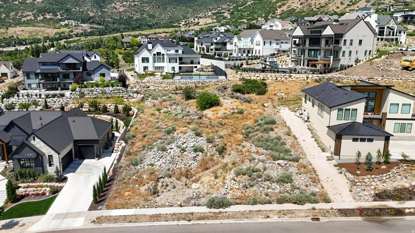 Beautiful lot waiting for your custom home with the builder of your choice