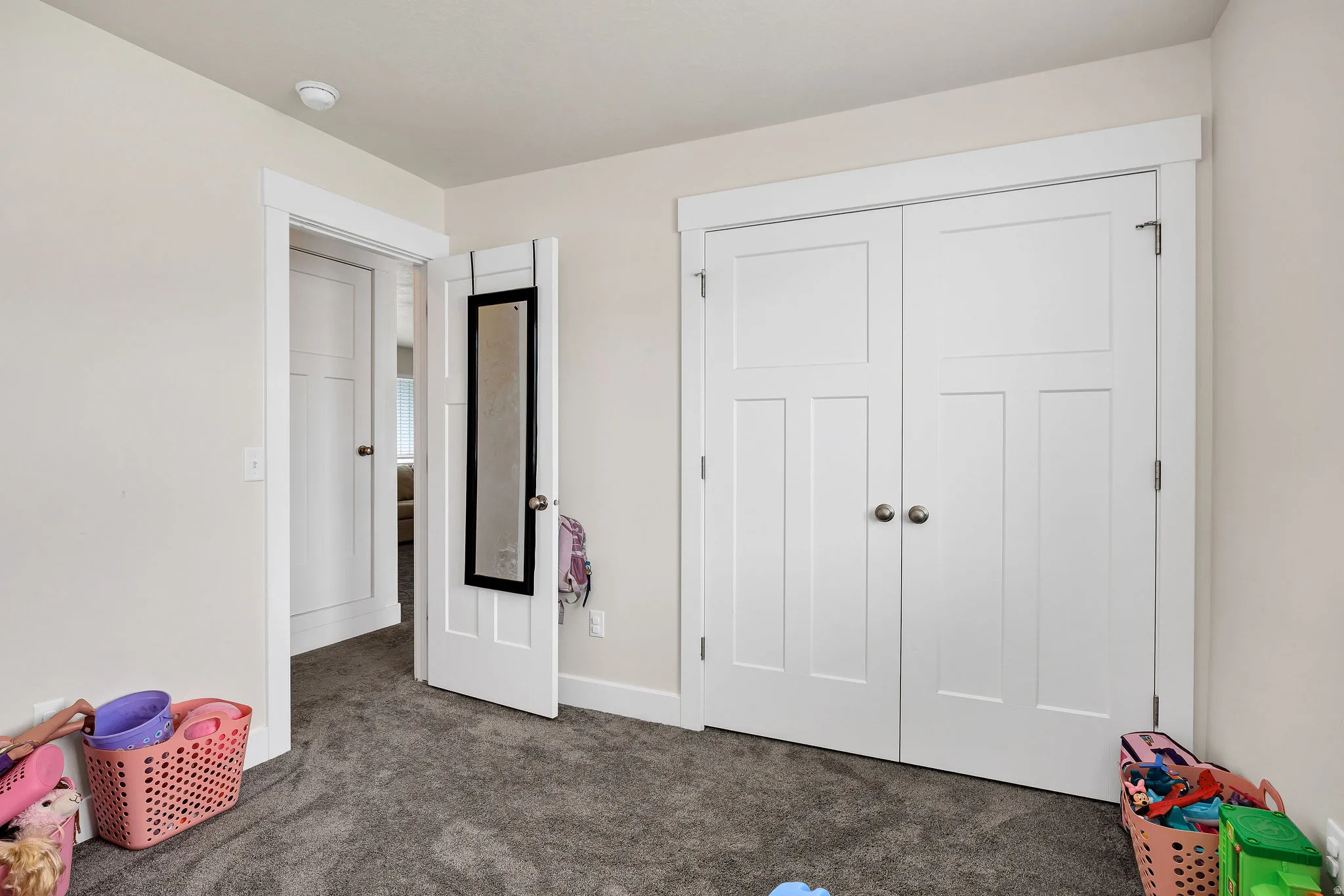 Neutral wall paint throughout