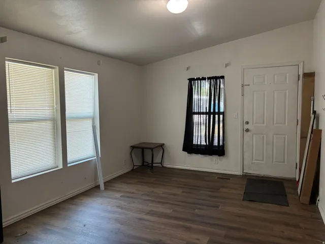 LIVING ROOM!