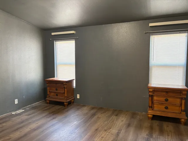 MASTER BEDROOM!