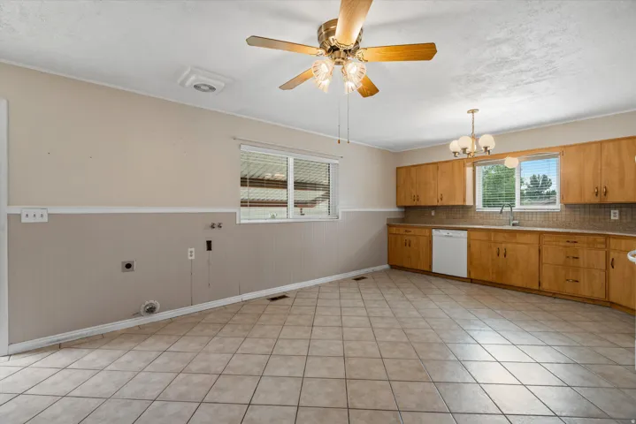 65 S 100 W, Henefer, Utah 84033
