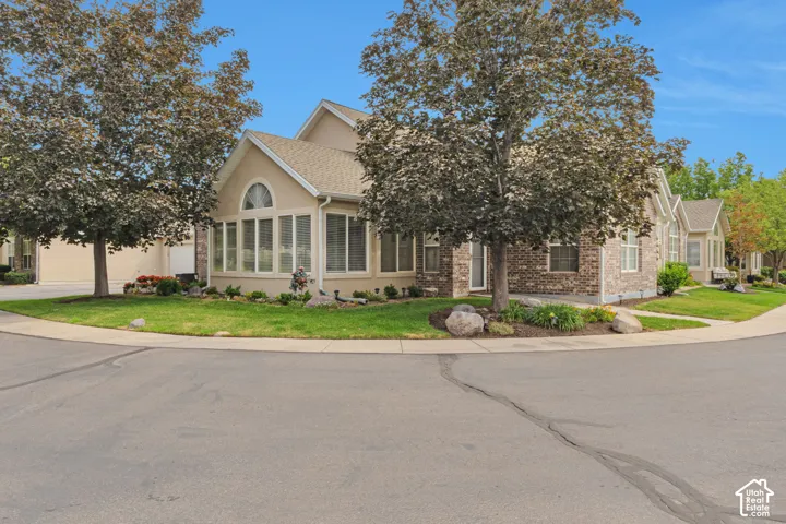 2156 W Jordan Villa Dr #b, West Jordan, Utah 84088