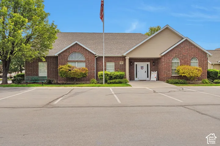 2156 W Jordan Villa Dr #b, West Jordan, Utah 84088