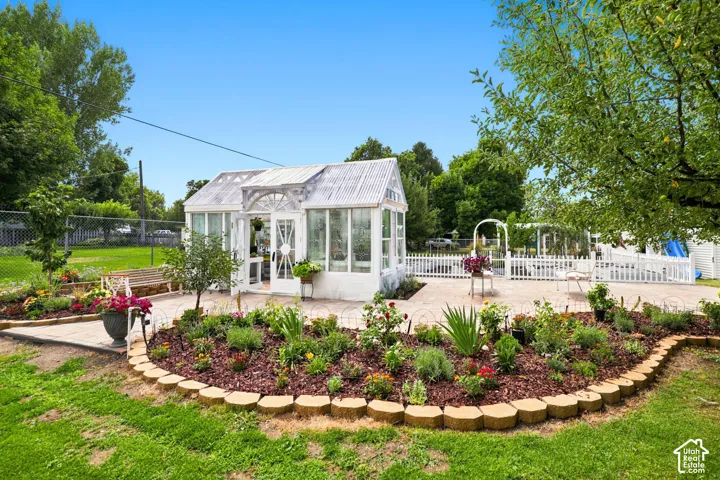 240 S 100 E, Hyrum, Utah 84319