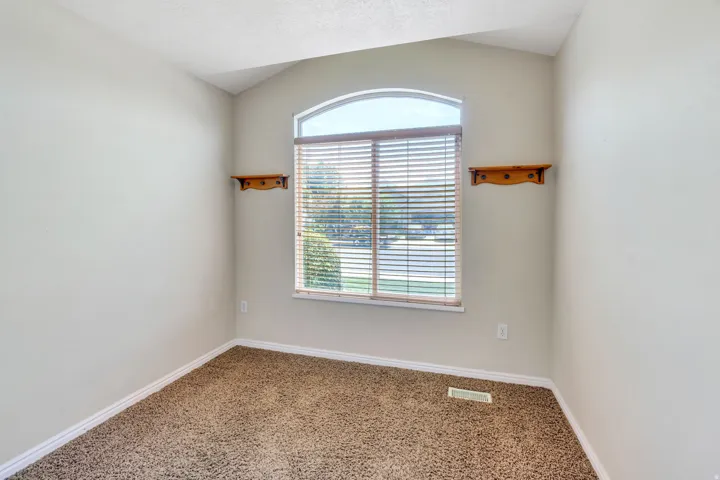 193 E Santa Fe Dr, Springville, Utah 84663