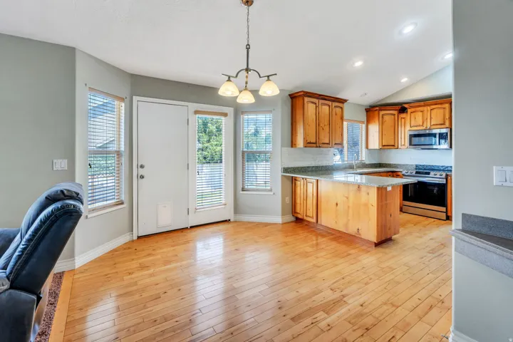193 E Santa Fe Dr, Springville, Utah 84663