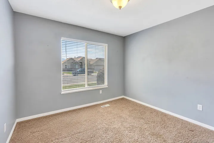 193 E Santa Fe Dr, Springville, Utah 84663