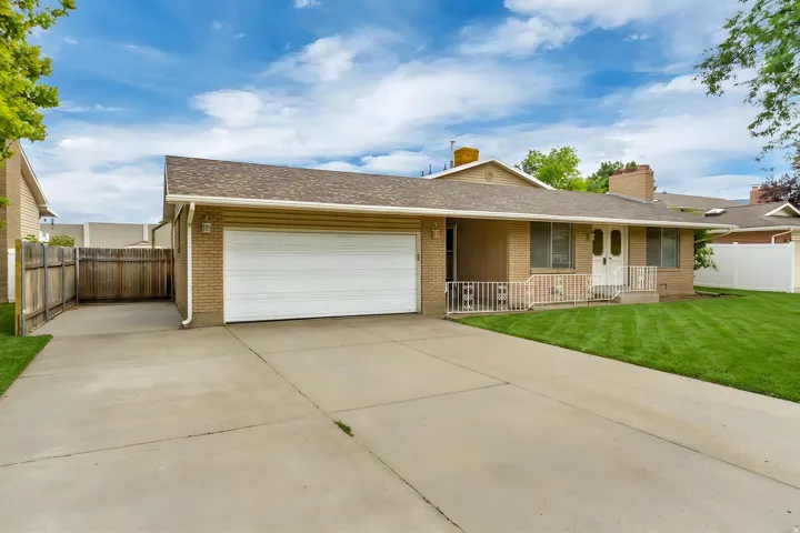 1447 E Hollow Dr, Cottonwood Heights, Utah 84121