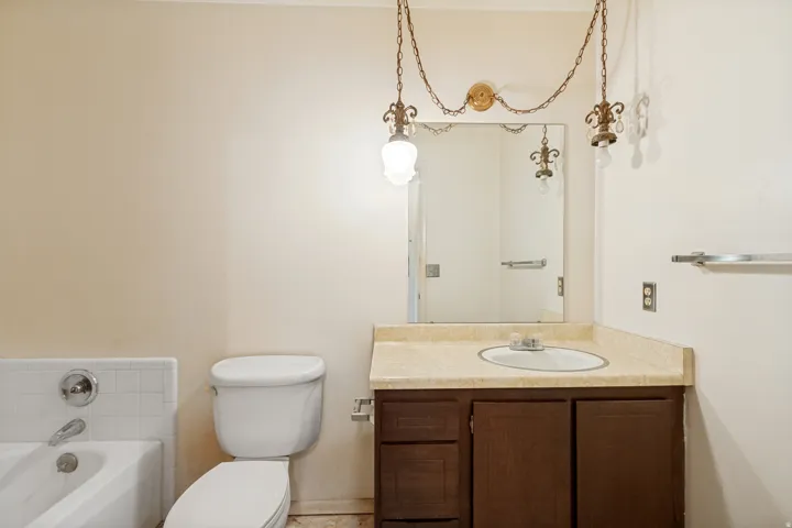 1447 E Hollow Dr, Cottonwood Heights, Utah 84121