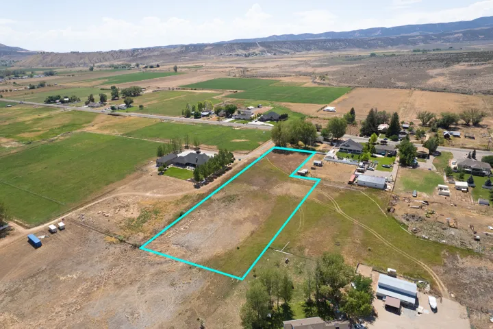 Expansive land parcel featuring open terrain