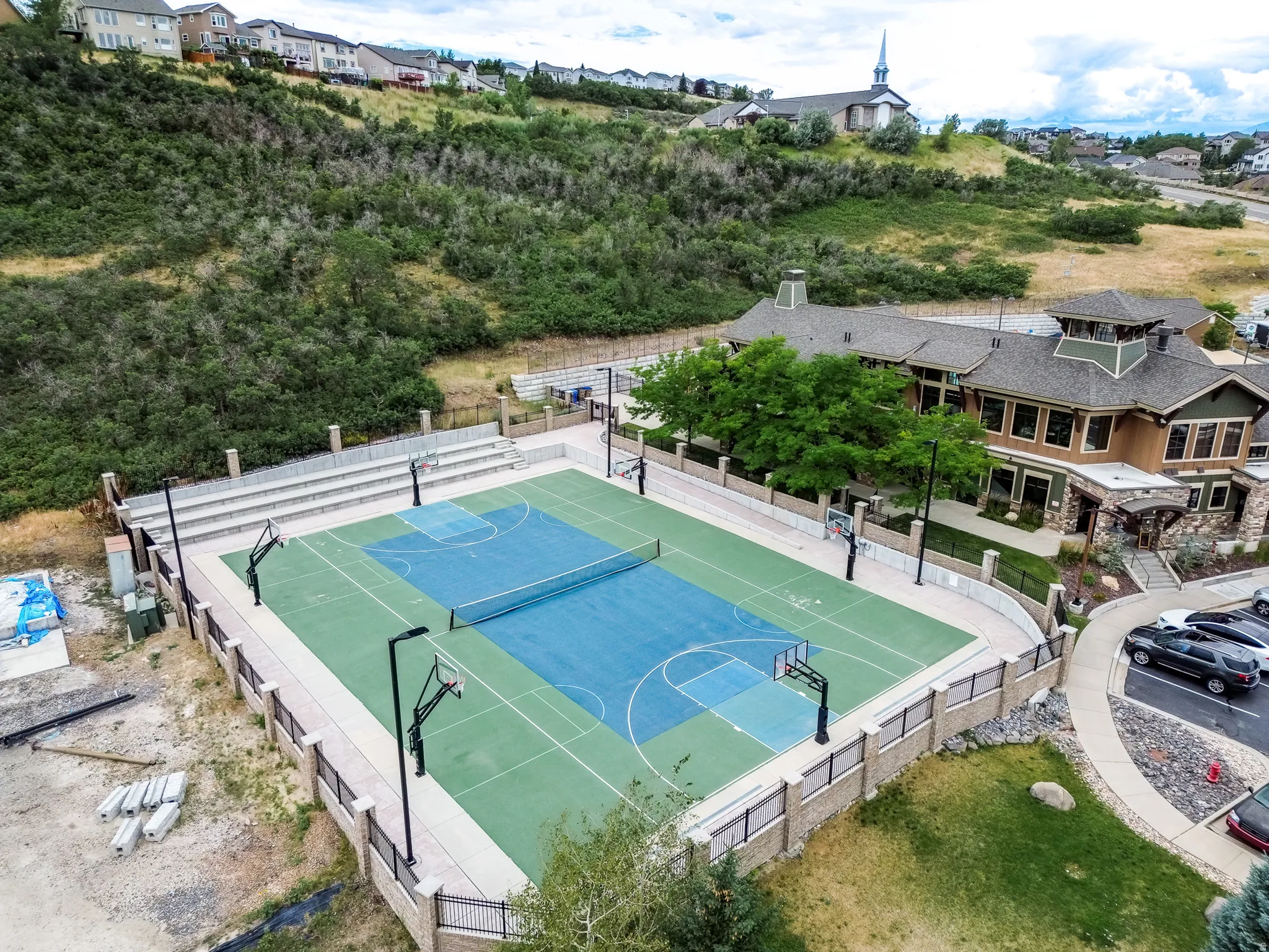 Suncrest tennis court