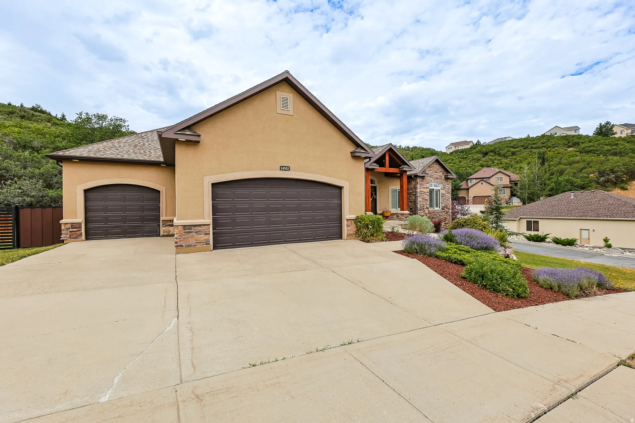 4 Car Garage