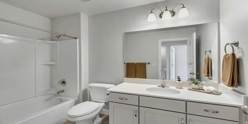 1594 N 1190 W #121, Salem, Utah 84653