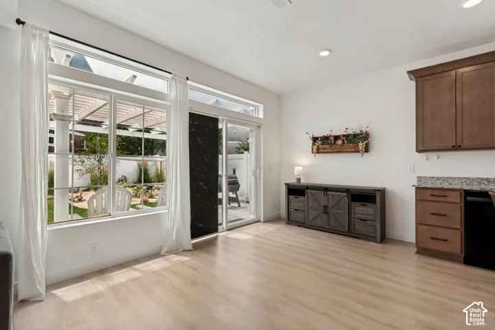 173 E Meandering Way, Farmington, Utah 84025