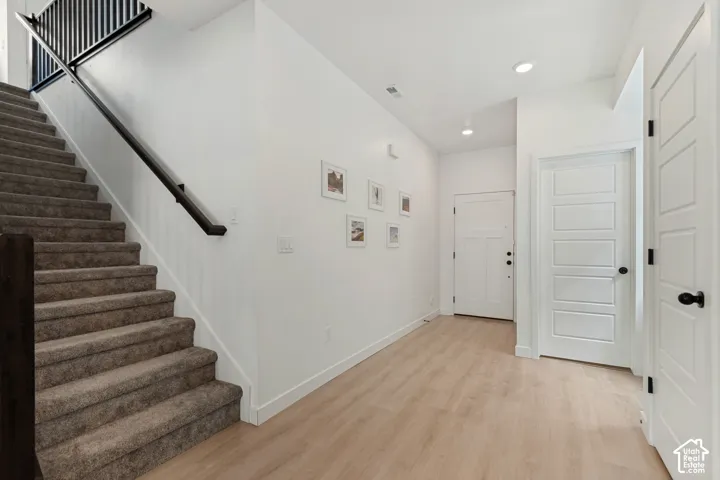 173 E Meandering Way, Farmington, Utah 84025