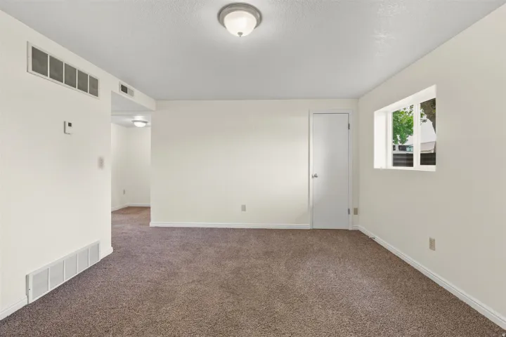 Neutral-toned wall paint throughout