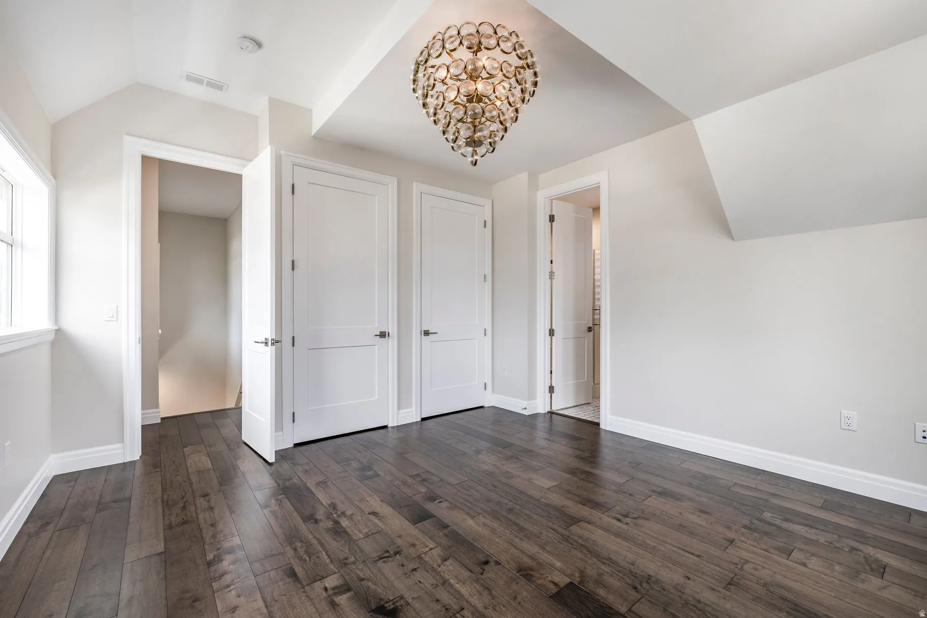 Primary suite.