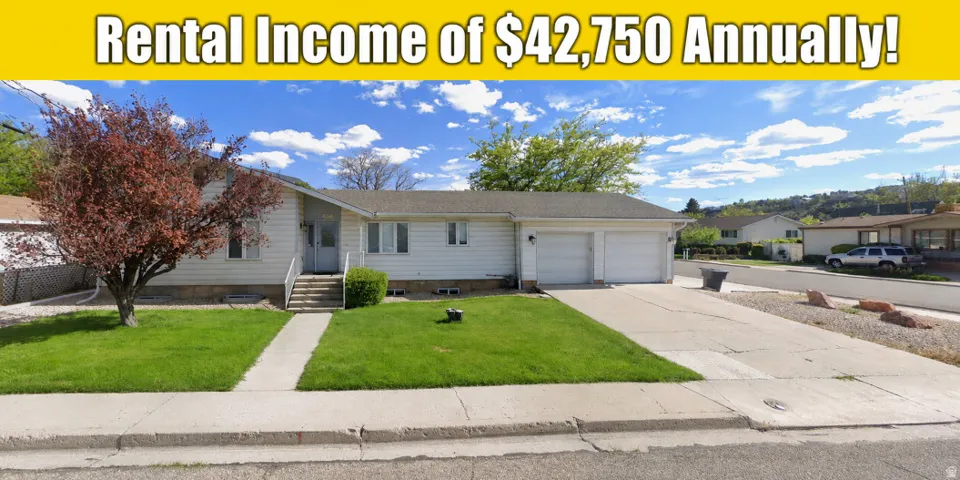 TURN KEY BUSINESS-Student Housing income potential of $42,750 + garage rental+ summer Festival VRBO. My children all graduated!