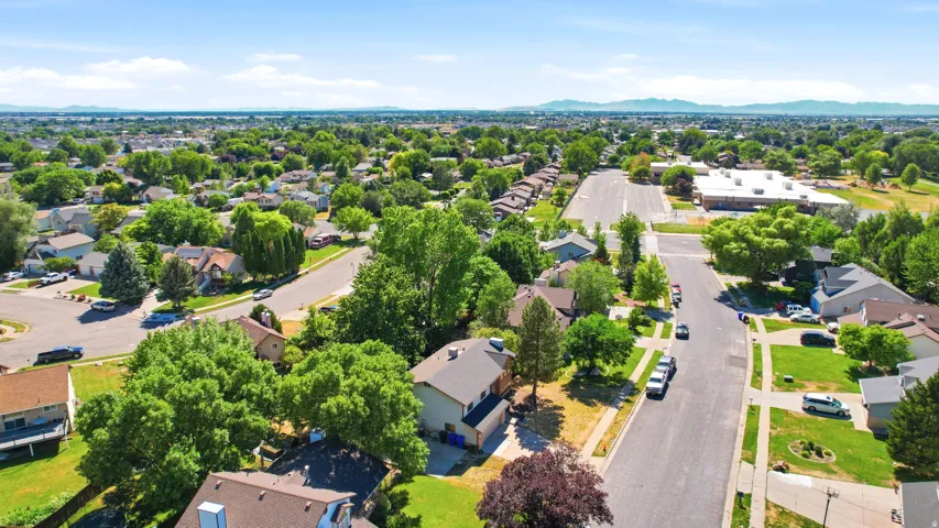 739 E 1900 N, North Ogden, Utah 84414