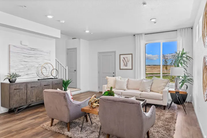 242 E Browns Creek St, Saratoga Springs, Utah 84045
