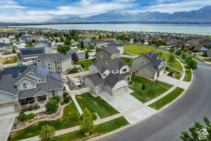 172 W Stillwater Dr, Saratoga Springs, Utah 84045