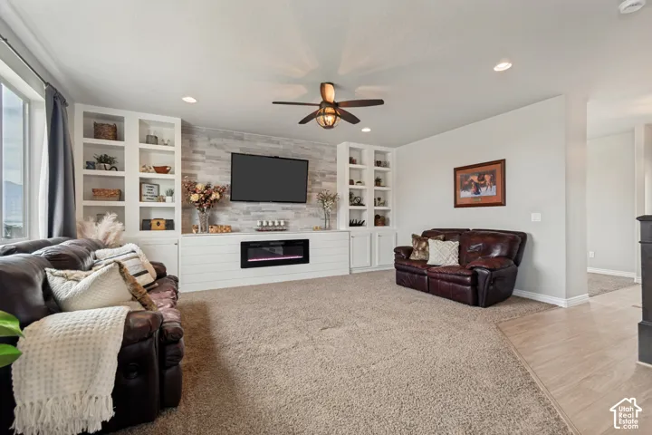172 W Stillwater Dr, Saratoga Springs, Utah 84045