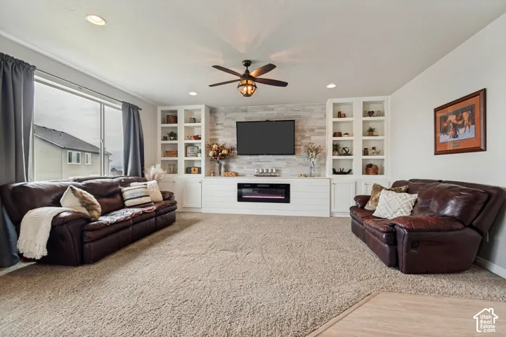 172 W Stillwater Dr, Saratoga Springs, Utah 84045