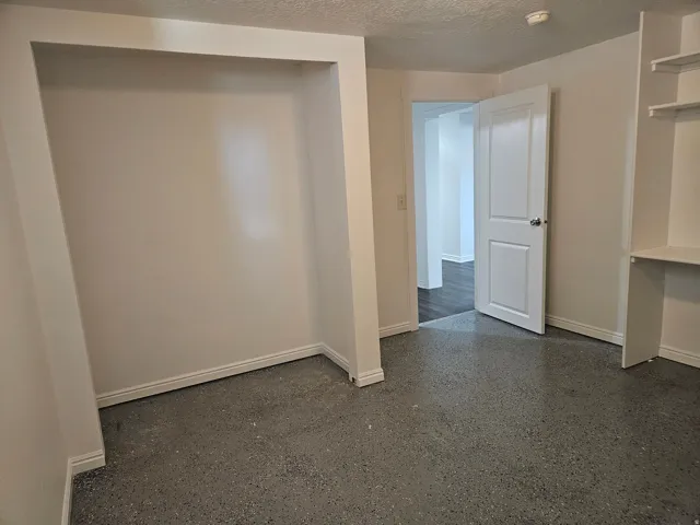 Photo prior to current tenant