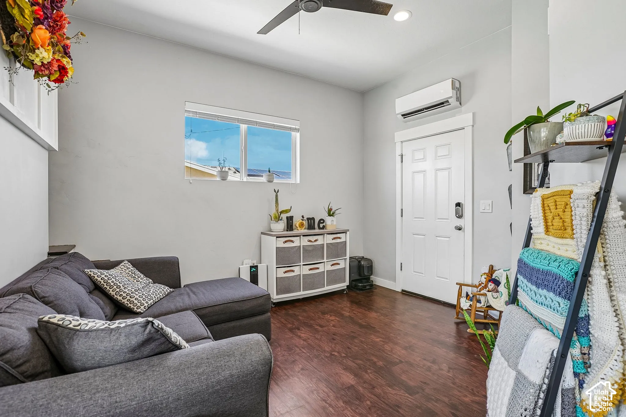 Studio Living Room