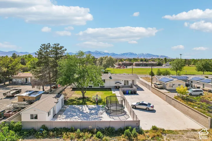 Main Residence Backyard & Parking