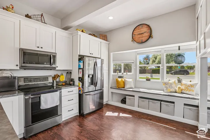 Studio Kitchen