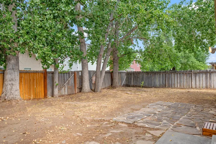 24 N Montrose Ln, Saratoga Springs, Utah 84043