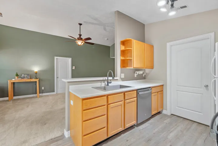 24 N Montrose Ln, Saratoga Springs, Utah 84043