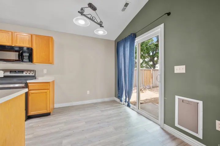 24 N Montrose Ln, Saratoga Springs, Utah 84043