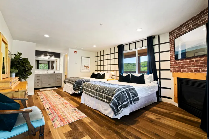 17017 Ant Flat Rd, Avon, Utah 84328